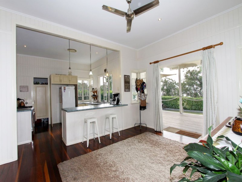 152 Esplanade, Point Vernon QLD 4655