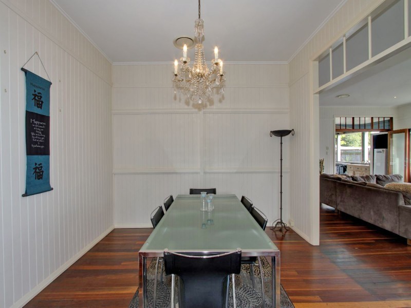 152 Esplanade, Point Vernon QLD 4655