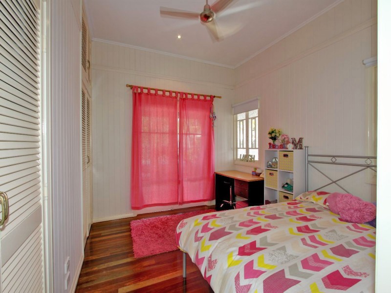 152 Esplanade, Point Vernon QLD 4655