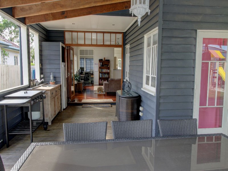 152 Esplanade, Point Vernon QLD 4655