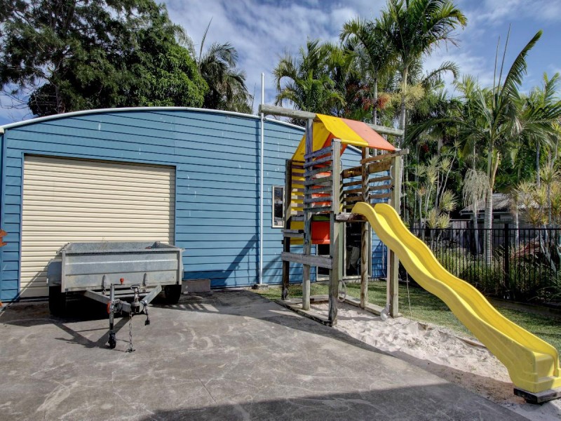 152 Esplanade, Point Vernon QLD 4655