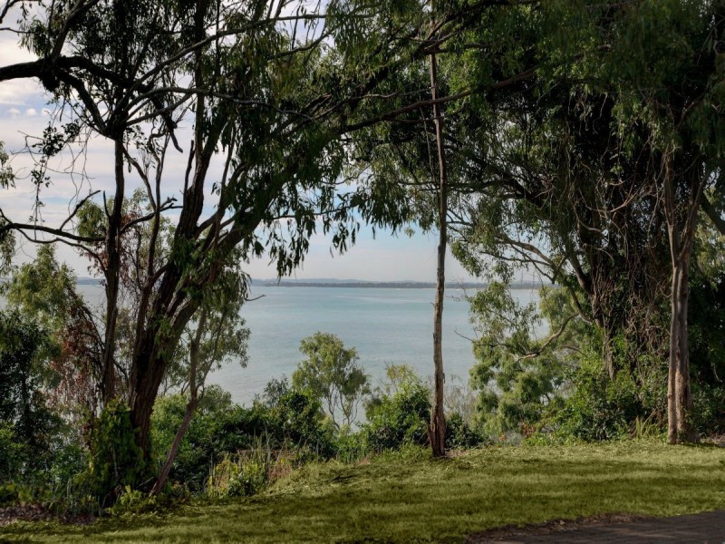 152 Esplanade, Point Vernon QLD 4655