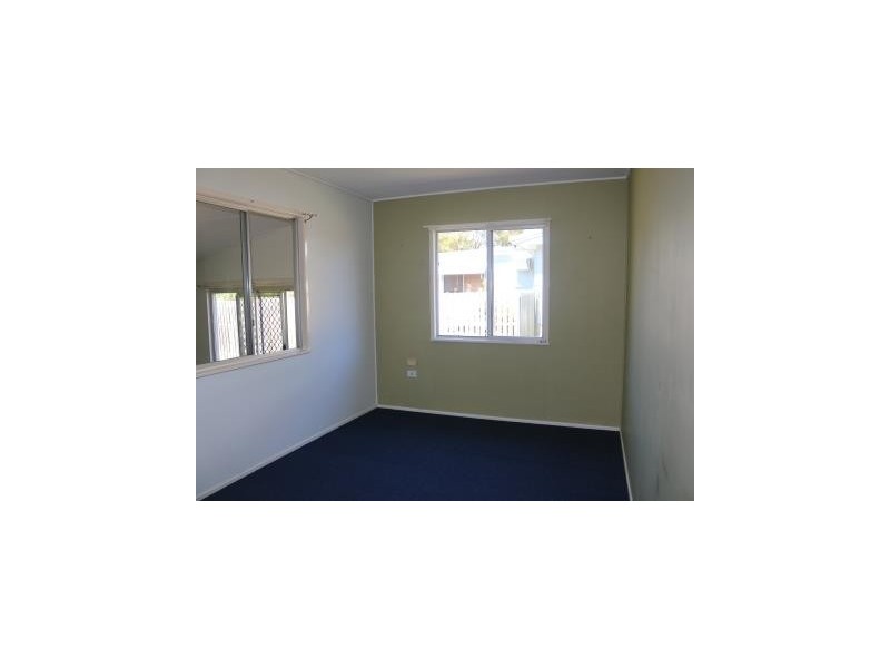 30 Neils Street, Pialba QLD 4655