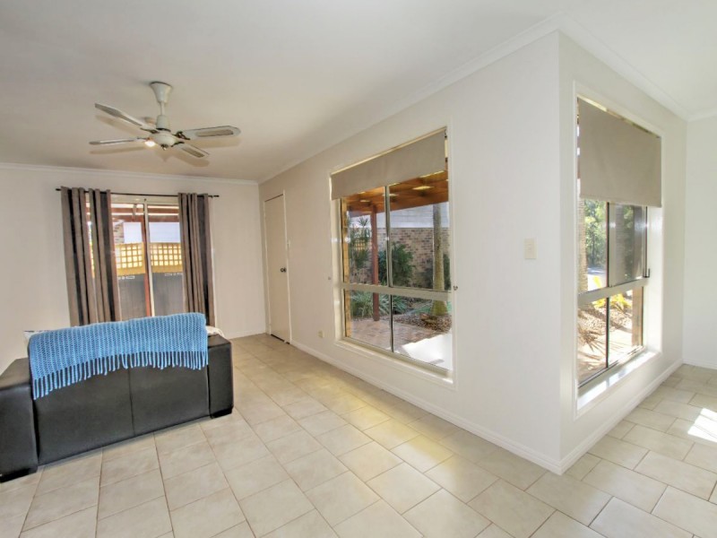 111 Bideford Street, Torquay QLD 4655