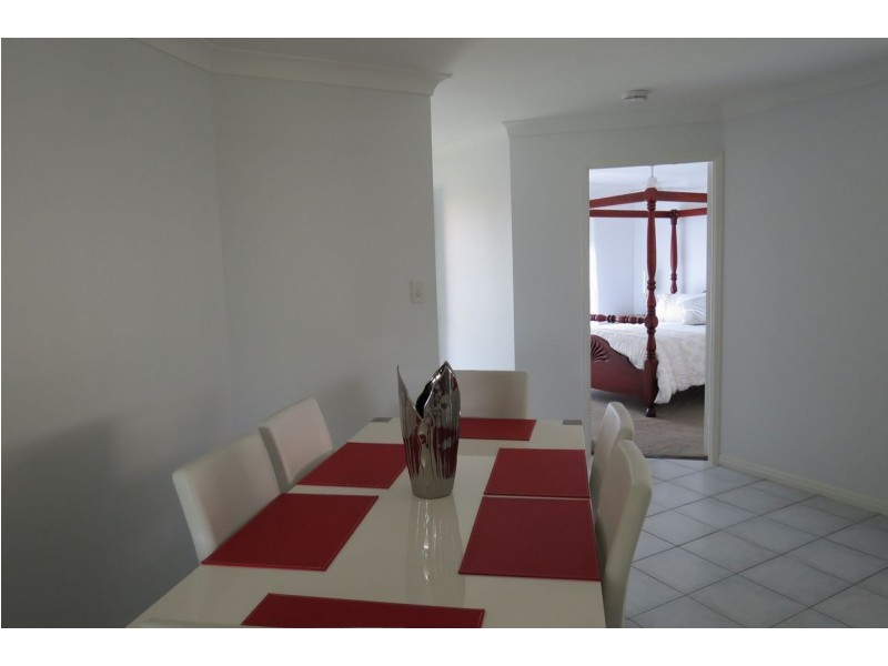 36 Anchorage CCT, Point Vernon QLD 4655