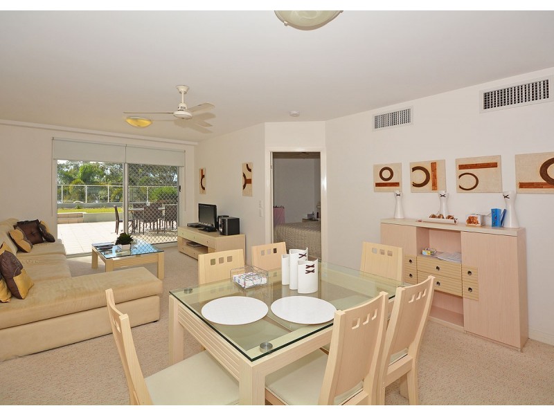 101/239 Esplanade, Pialba QLD 4655