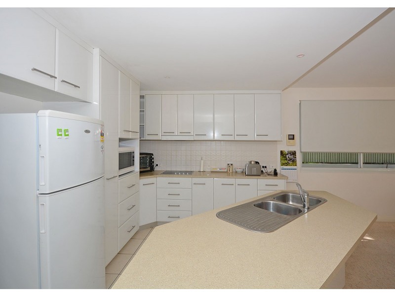 101/239 Esplanade, Pialba QLD 4655
