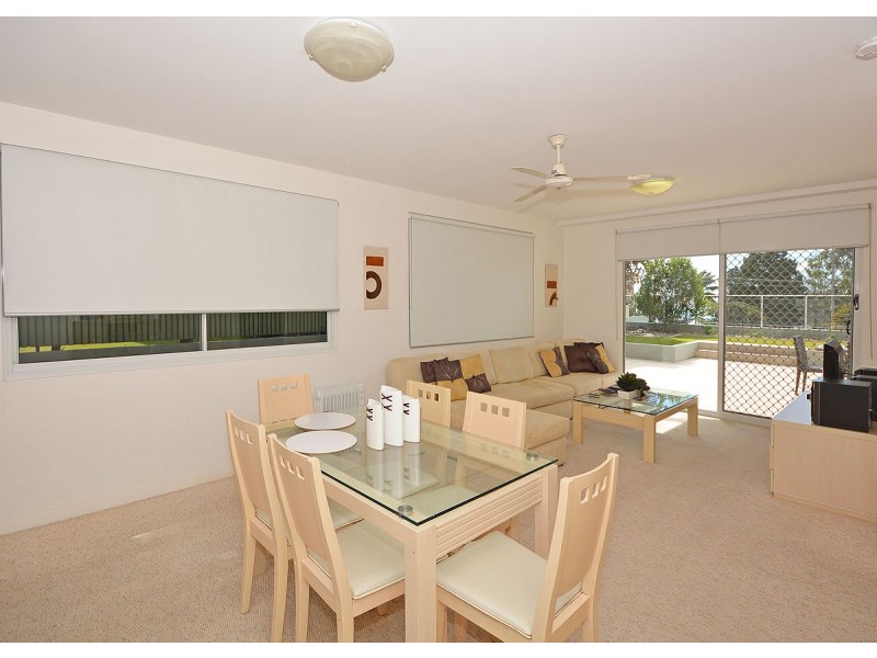 101/239 Esplanade, Pialba QLD 4655