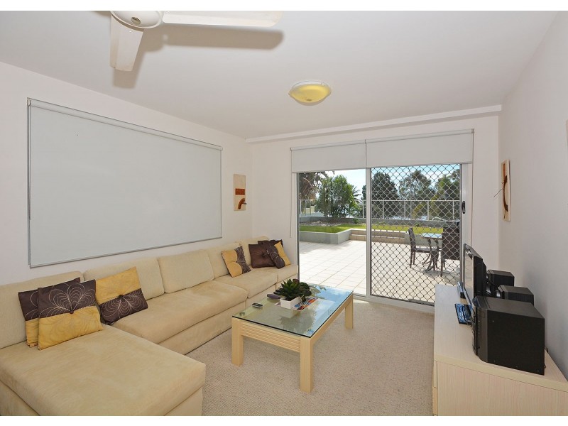 101/239 Esplanade, Pialba QLD 4655