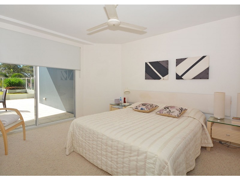 101/239 Esplanade, Pialba QLD 4655