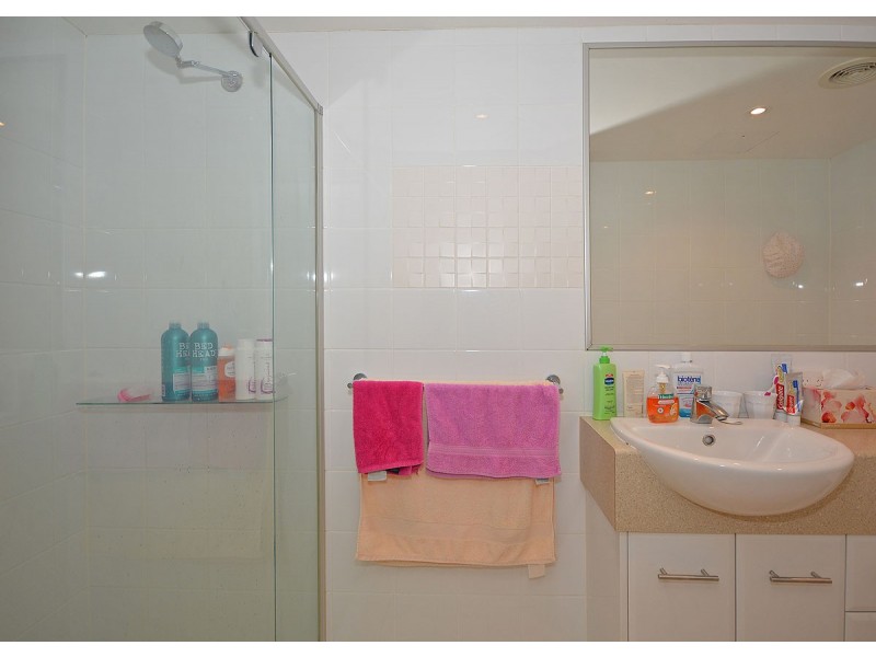 101/239 Esplanade, Pialba QLD 4655