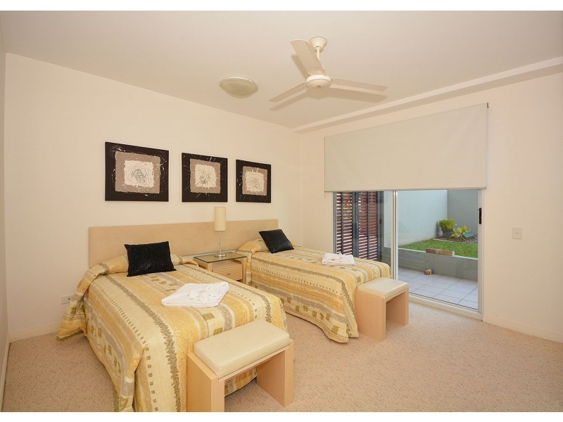 101/239 Esplanade, Pialba QLD 4655
