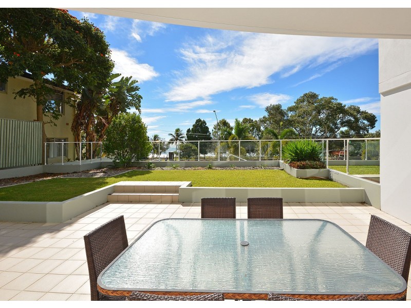 101/239 Esplanade, Pialba QLD 4655