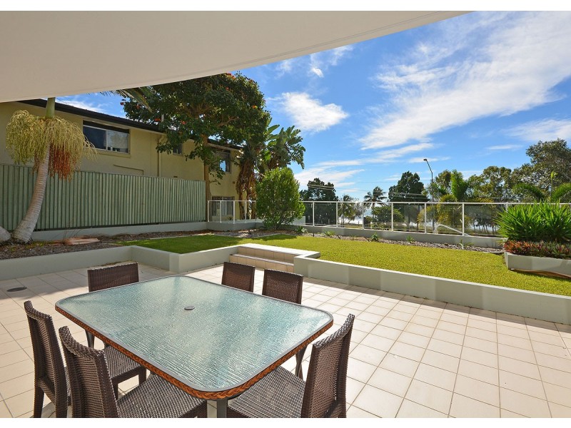 101/239 Esplanade, Pialba QLD 4655
