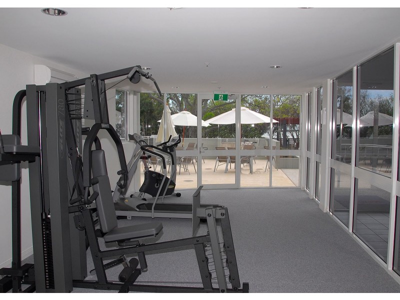 101/239 Esplanade, Pialba QLD 4655