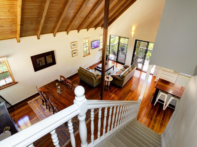 4 Balmoral Court, Urraween QLD 4655