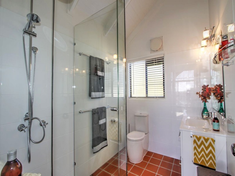 4 Balmoral Court, Urraween QLD 4655