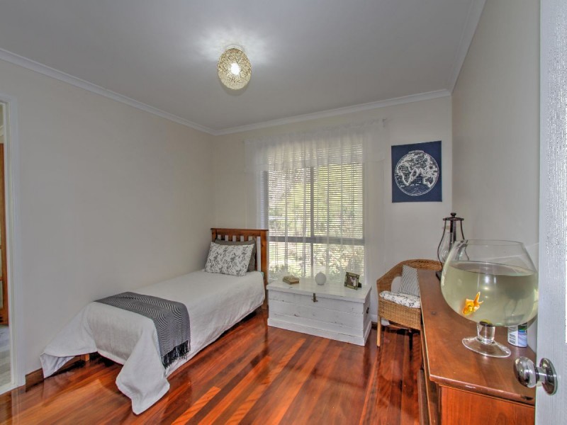 4 Balmoral Court, Urraween QLD 4655