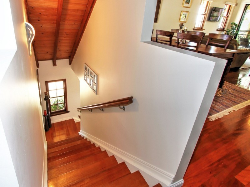 4 Balmoral Court, Urraween QLD 4655