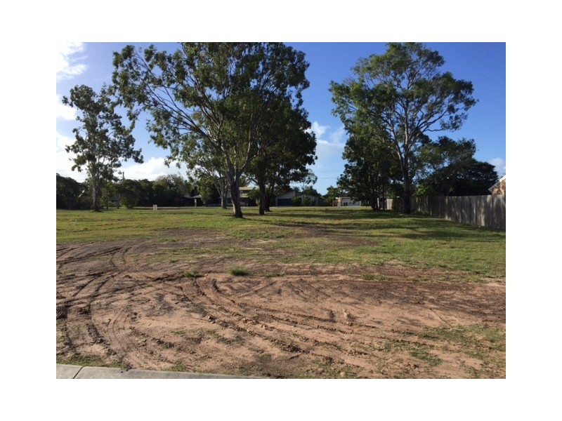 27 Polson Street, Point Vernon QLD 4655