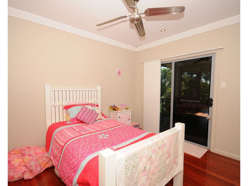 9-11 Gundesen Drive, Urraween QLD 4655