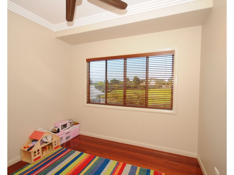 9-11 Gundesen Drive, Urraween QLD 4655