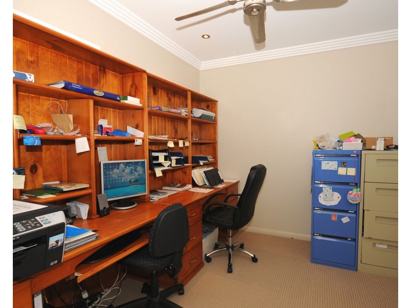 9-11 Gundesen Drive, Urraween QLD 4655