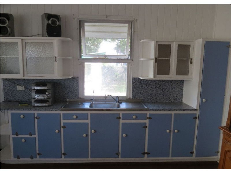 125 Long Street, Point Vernon QLD 4655