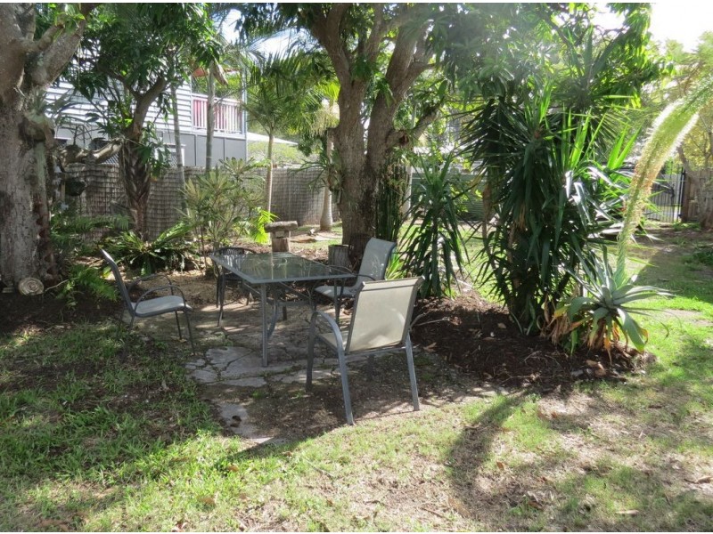 125 Long Street, Point Vernon QLD 4655