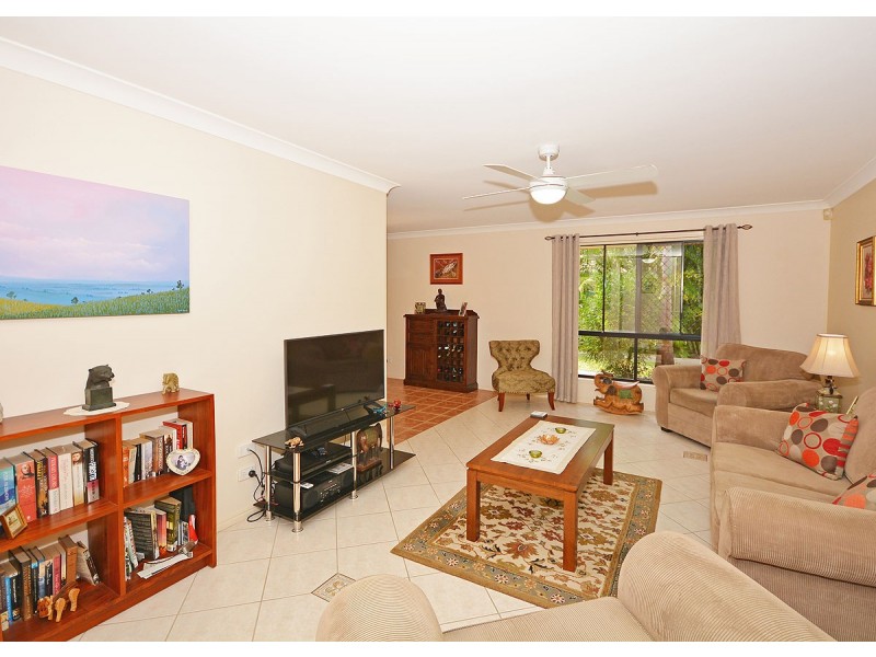 61 Bowerbird Avenue, Eli Waters QLD 4655