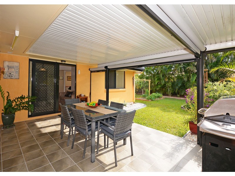 61 Bowerbird Avenue, Eli Waters QLD 4655