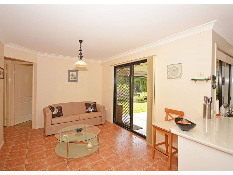 61 Bowerbird Avenue, Eli Waters QLD 4655