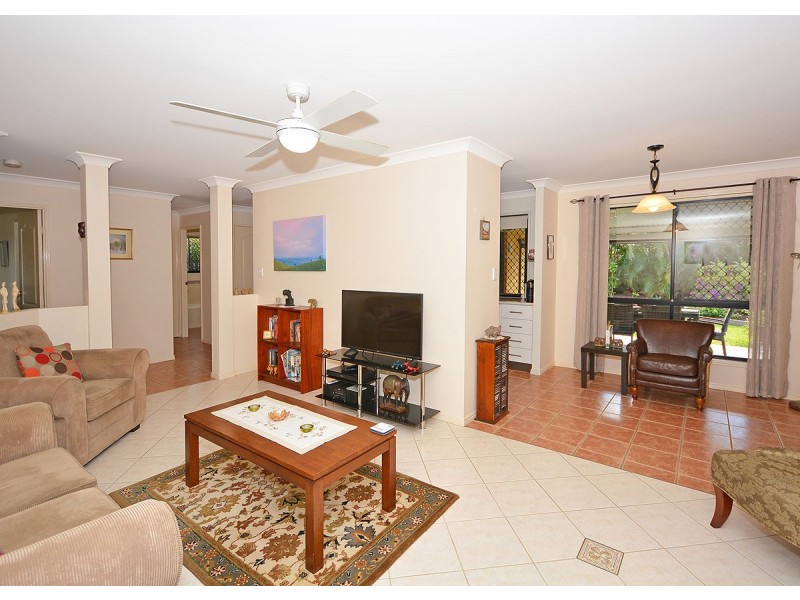 61 Bowerbird Avenue, Eli Waters QLD 4655