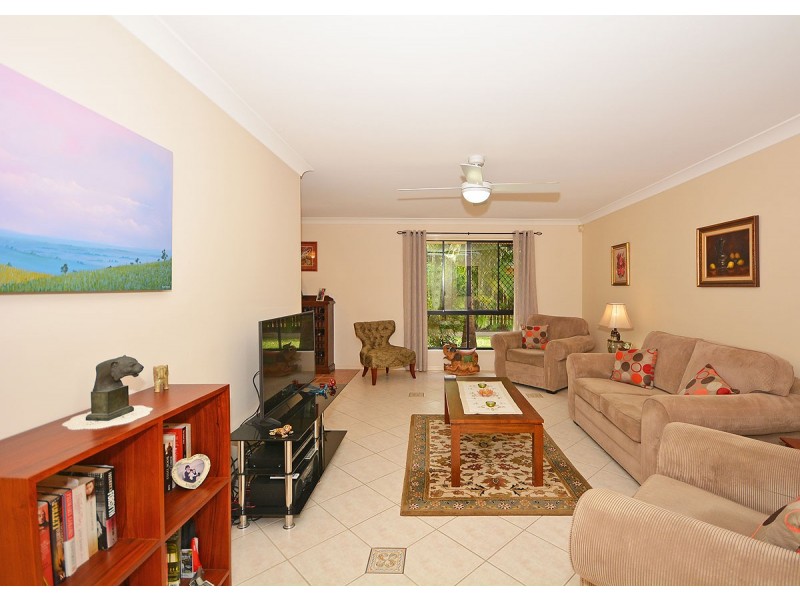 61 Bowerbird Avenue, Eli Waters QLD 4655