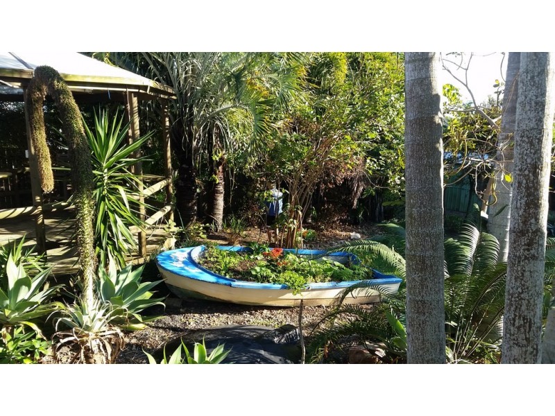 12 Annette Street, Dundowran Beach QLD 4655
