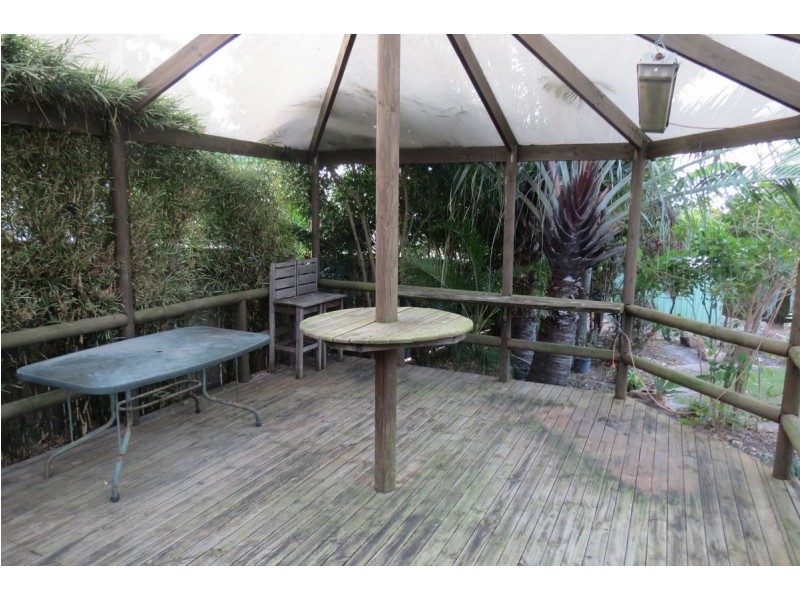 12 Annette Street, Dundowran Beach QLD 4655