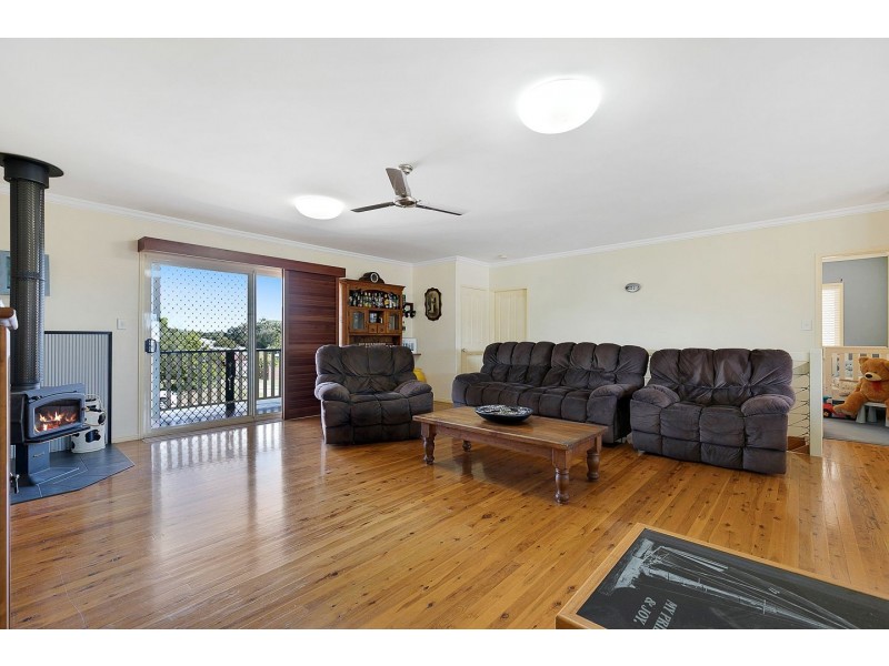 40 Vanda Street, Urangan QLD 4655