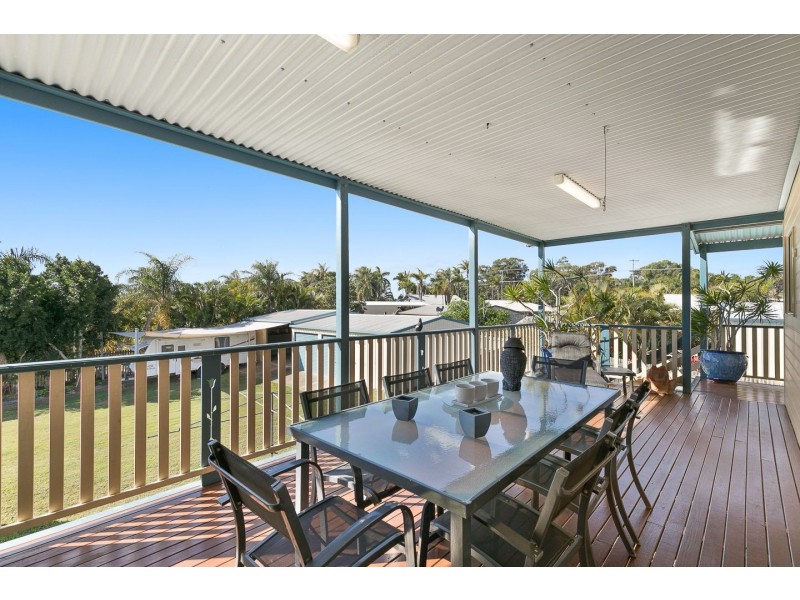 40 Vanda Street, Urangan QLD 4655