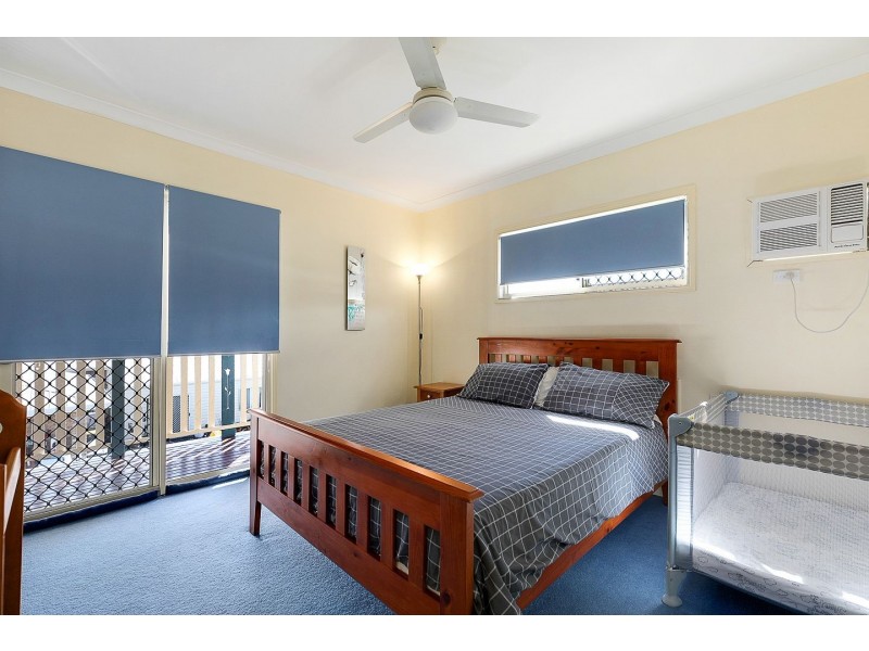 40 Vanda Street, Urangan QLD 4655