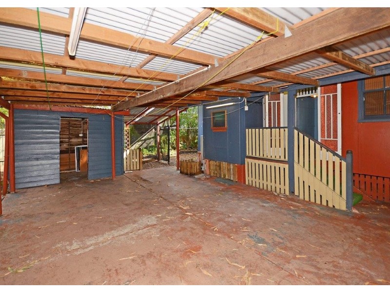 7 Hibiscus Street, Urangan QLD 4655