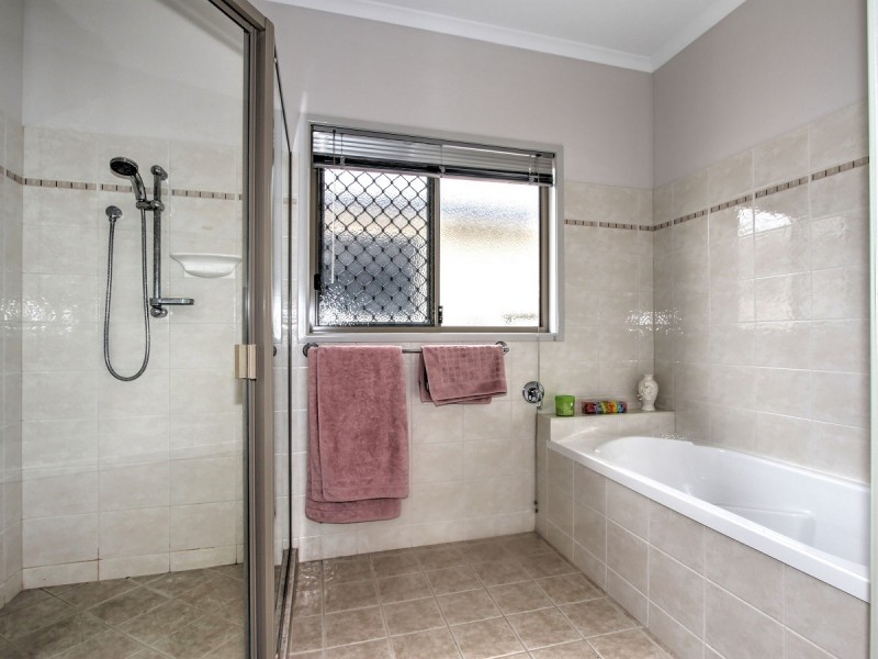 55 Gundesen Drive, Urraween QLD 4655