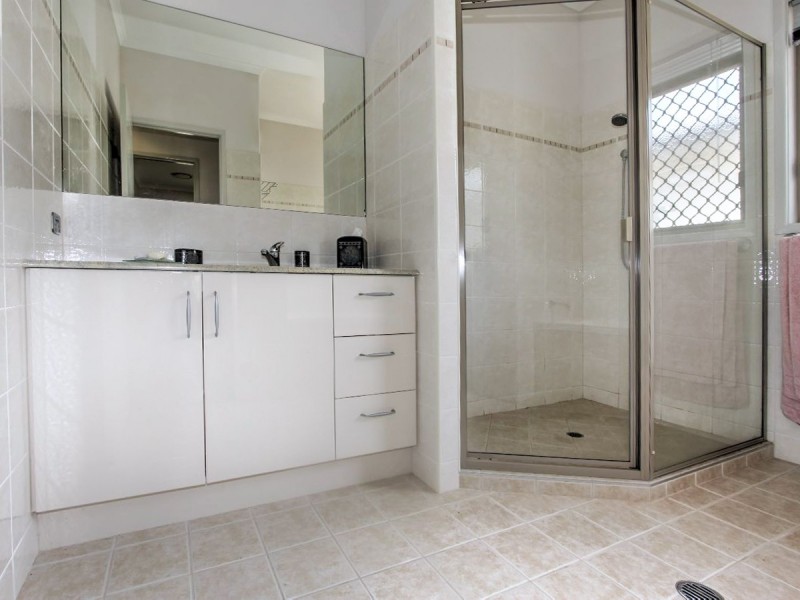 55 Gundesen Drive, Urraween QLD 4655