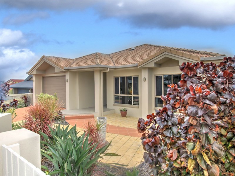 55 Gundesen Drive, Urraween QLD 4655