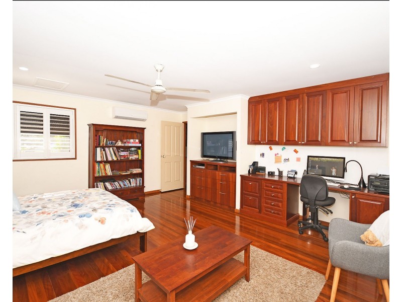 7 Windemere Road, Wondunna QLD 4655