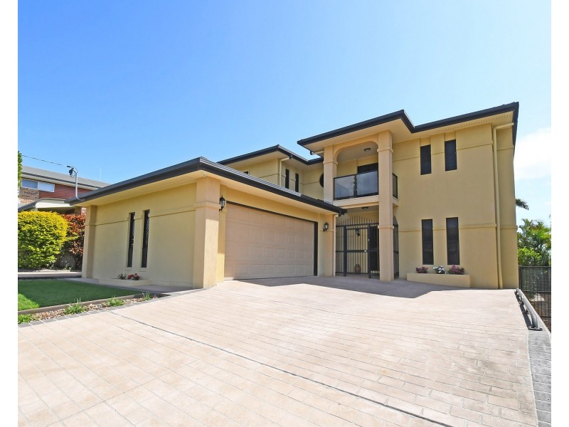 5 Eurong Avenue, Pialba QLD 4655