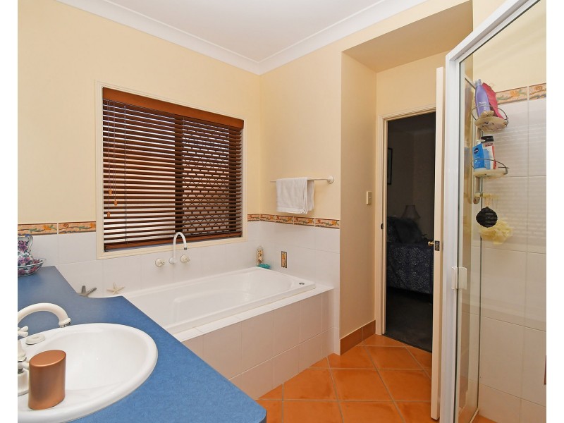 5 Eurong Avenue, Pialba QLD 4655