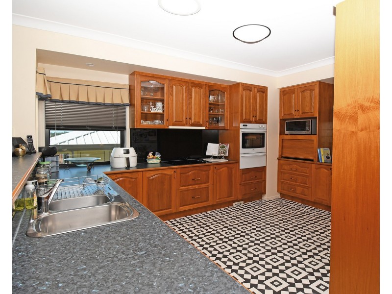 5 Eurong Avenue, Pialba QLD 4655