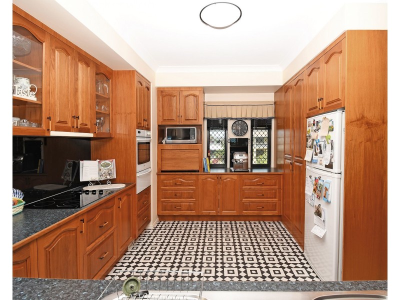 5 Eurong Avenue, Pialba QLD 4655