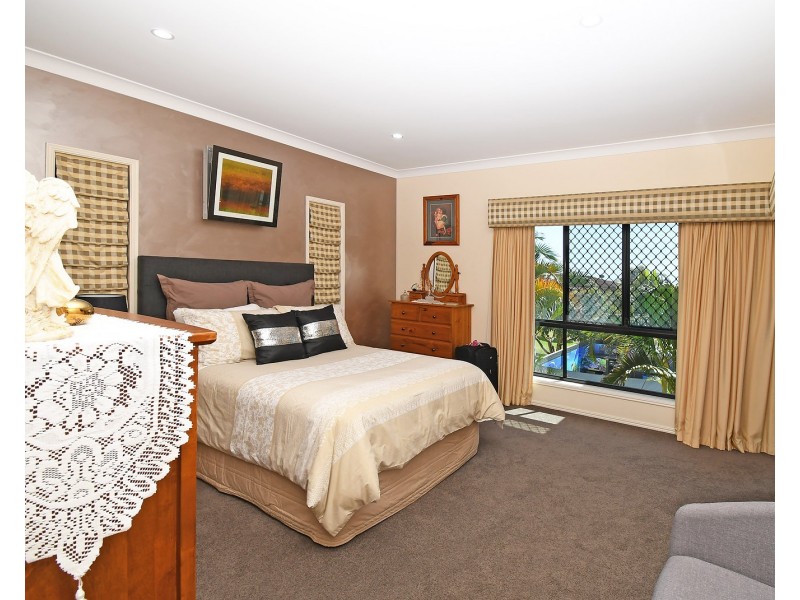 5 Eurong Avenue, Pialba QLD 4655