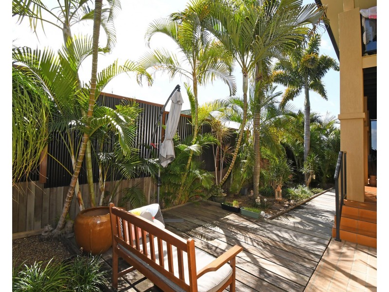 5 Eurong Avenue, Pialba QLD 4655